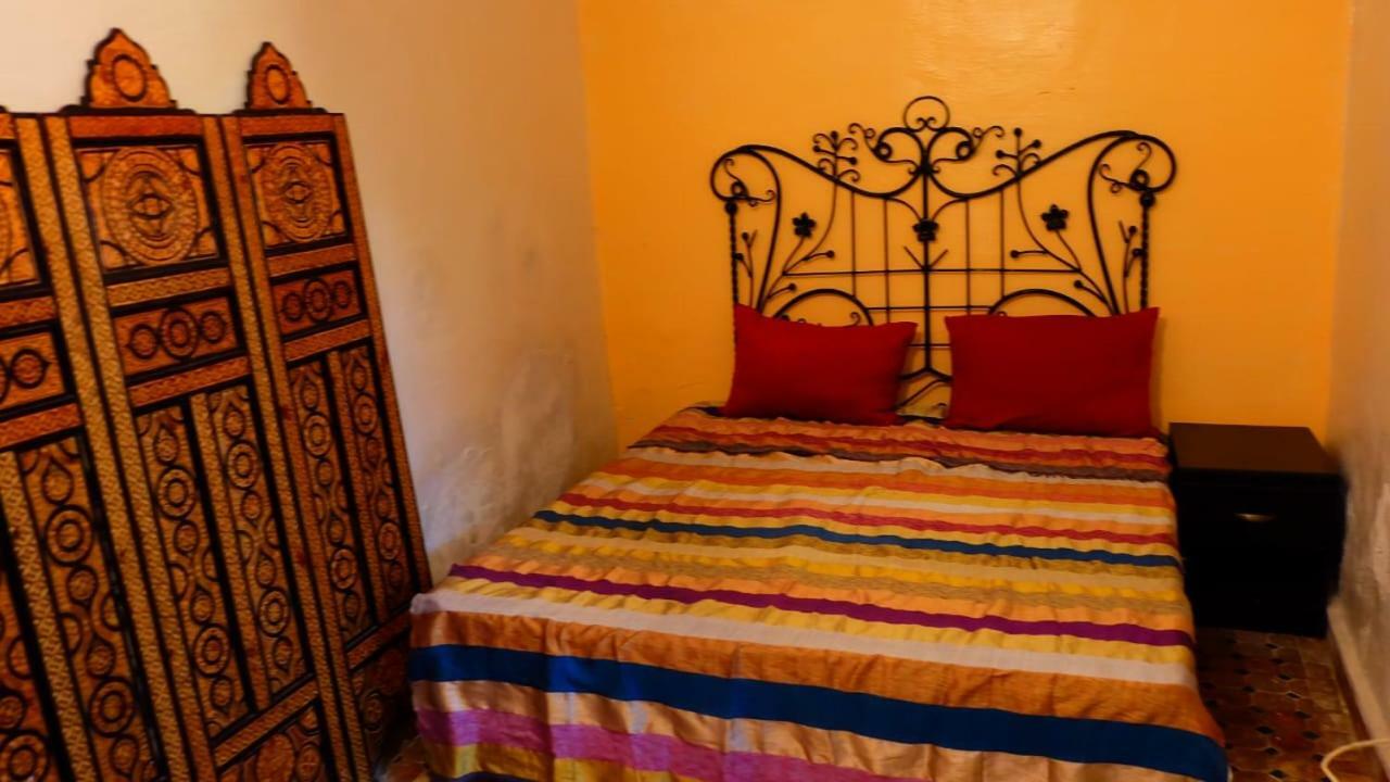Mille Et Une Nuit Meknes Bagian luar foto